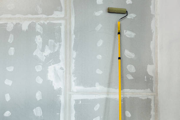 Wallpaper Removal and Painting in Fountainebleau, FL